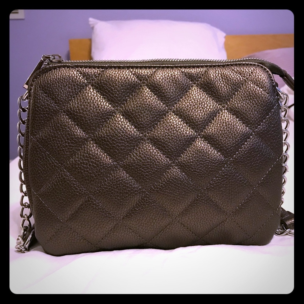 Macy’s NEW crossbody silver purse